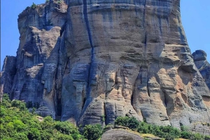 Athènes : Visite guidée des monastères des Météores et des grottes de l'Ermite