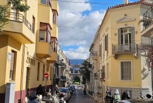 Ateena: historiallinen kävelykierros