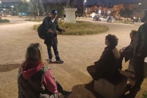 Athens: Horror Mythology Evening Tour with a Guide