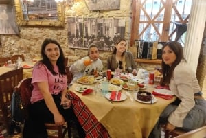 Athen: Koukaki Food Tour med gresk frokost og ...