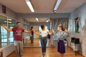 Афины: изучите греческие танцы с сладким угощением