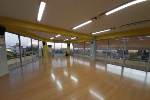 Ateena: Opi kreikkalaisia tansseja makean herkkujen kera