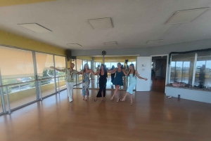 Ateena: Opi kreikkalaisia tansseja makean herkkujen kera