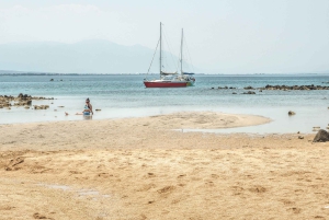 Athen: Strandtag auf den Lichadonisia-Inseln mit kurzer Bootsfahrt