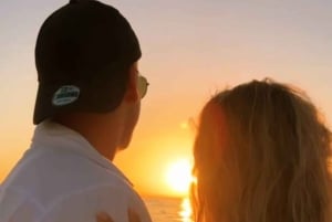 Athens: Sunset Cruise to Poseidon Temple, Prosecco & Cheese