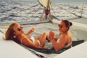 Athens: Sunset Cruise to Poseidon Temple, Prosecco & Cheese