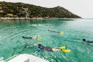 Athens: Marathon Cape and Bay of Schinias Snorkeling Trip