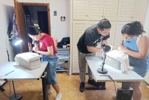 Atenas: Taller de talla de palabras en mármol