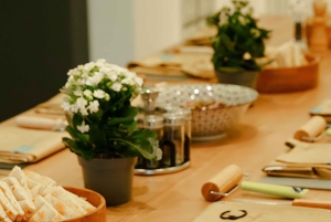 Tour durch den Athener Markt und Kochkurs in einem wunderschönen Garten