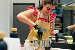 Tour durch den Athener Markt und Kochkurs in einem wunderschönen Garten