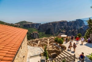 Athènes : Meteora : visite en petit groupe de 2 jours avec hébergement