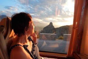 Atene: Escursione di un giorno a Meteora in spagnolo con guida dal vivo e pranzo