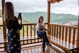 Atene: Escursione di un giorno a Meteora in spagnolo con guida dal vivo e pranzo