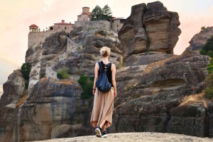 Atenas: Tour de Meteora com guia local e opção de almoço grego