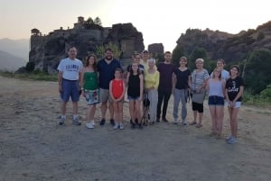 Athens: Meteora Independent Train Trip and Monastery Tour