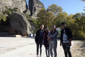 Athens: Meteora Independent Train Trip and Monastery Tour