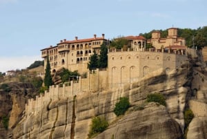 Athen: Meteora & Kalabaka Dagstur uden guide
