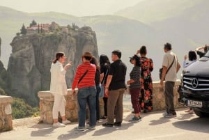 Ateny: Klasztory i jaskinie Meteory - wycieczka 1-dniowa i opcja lunchu