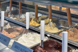 Athens: Street Food Walk with Small Group Tastings
