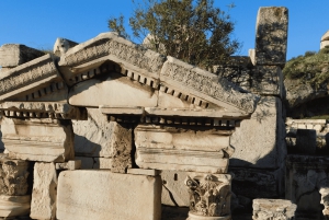 Aten: Mystiska Eleusis och legendariska Korinth – privat tur