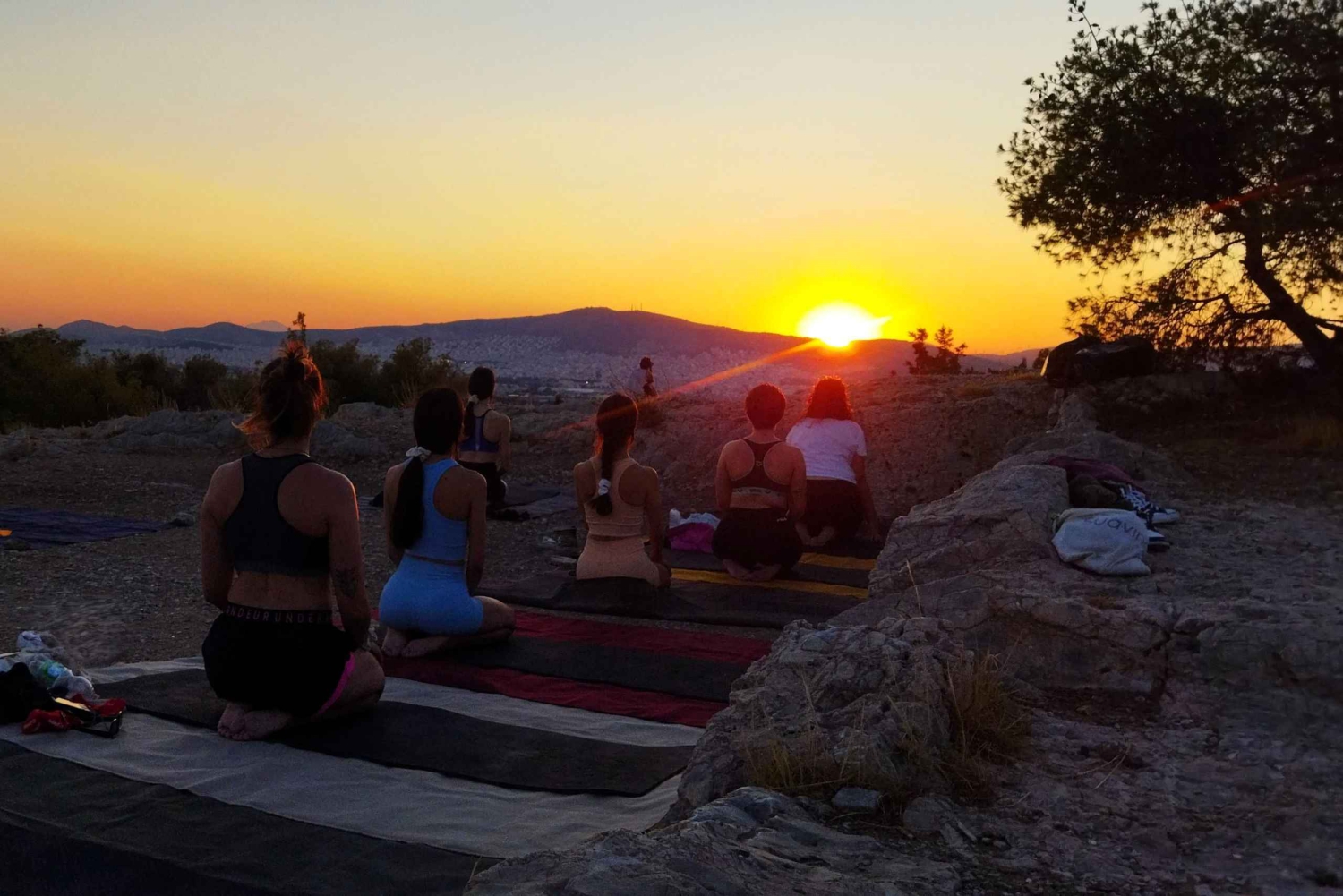 Aten Mytisk Yoga & Meditation Soluppgång & Solnedgång