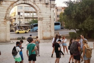 Atene: Caccia al tesoro mitologica privata con soste per il cibo