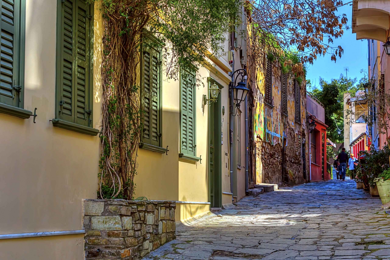 Athens: Old Town Walking Tour with a Historian