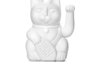 Aten: Måla din egen Maneki Neko på Cat Cafe