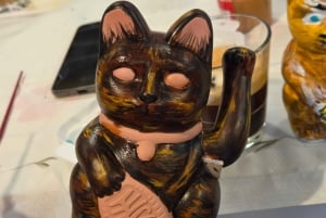 Aten: Måla din egen Maneki Neko på Cat Cafe
