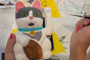 Athene: Schilder je eigen Maneki Neko in Cat Cafe