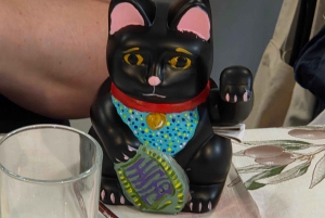 Athene: Schilder je eigen Maneki Neko in Cat Cafe