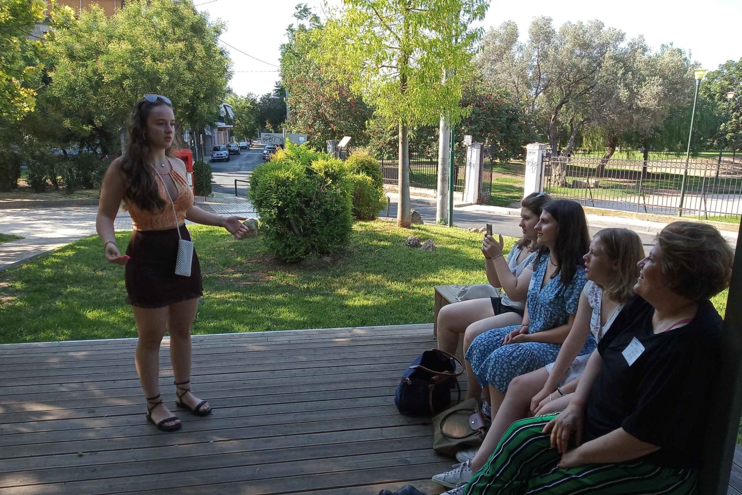 Ateena: Filosofian kokemus Platonin akatemian puistossa