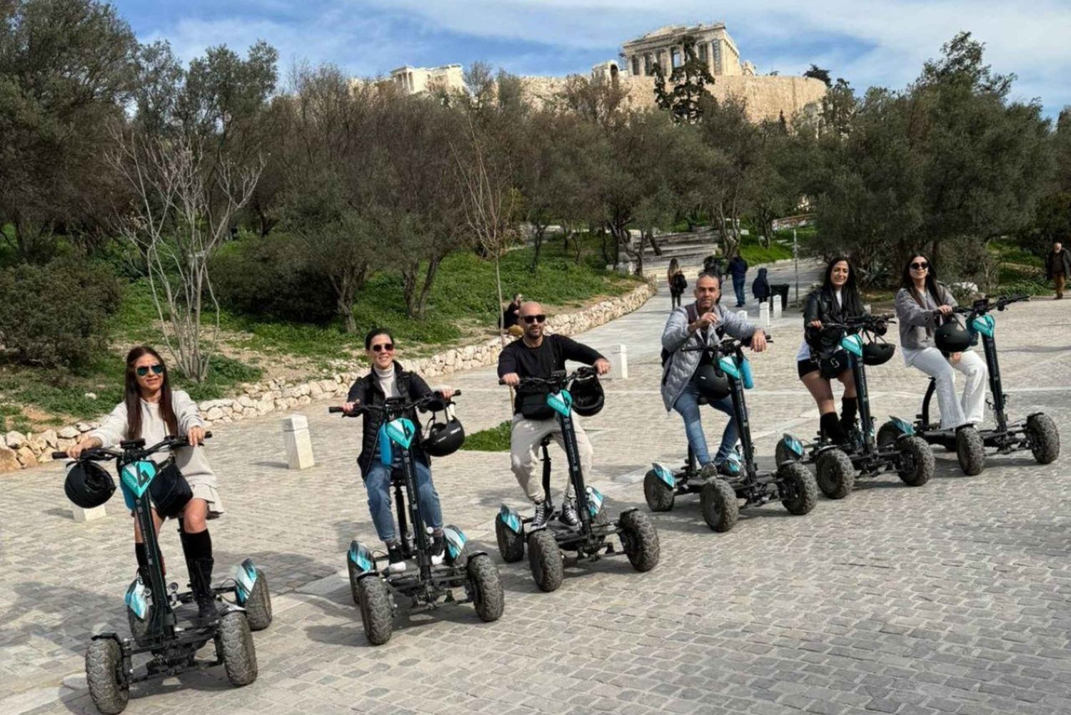 Tour en moto eléctrica por la Atenas antigua