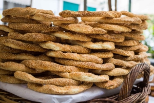 Atenas: tour privado de desayuno callejero con un local