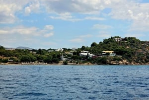 Atenas: crucero privado en catamarán con barbacoa, barra libre y traslado