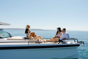 Athens: Private Cruise to Aegina and Sunken City