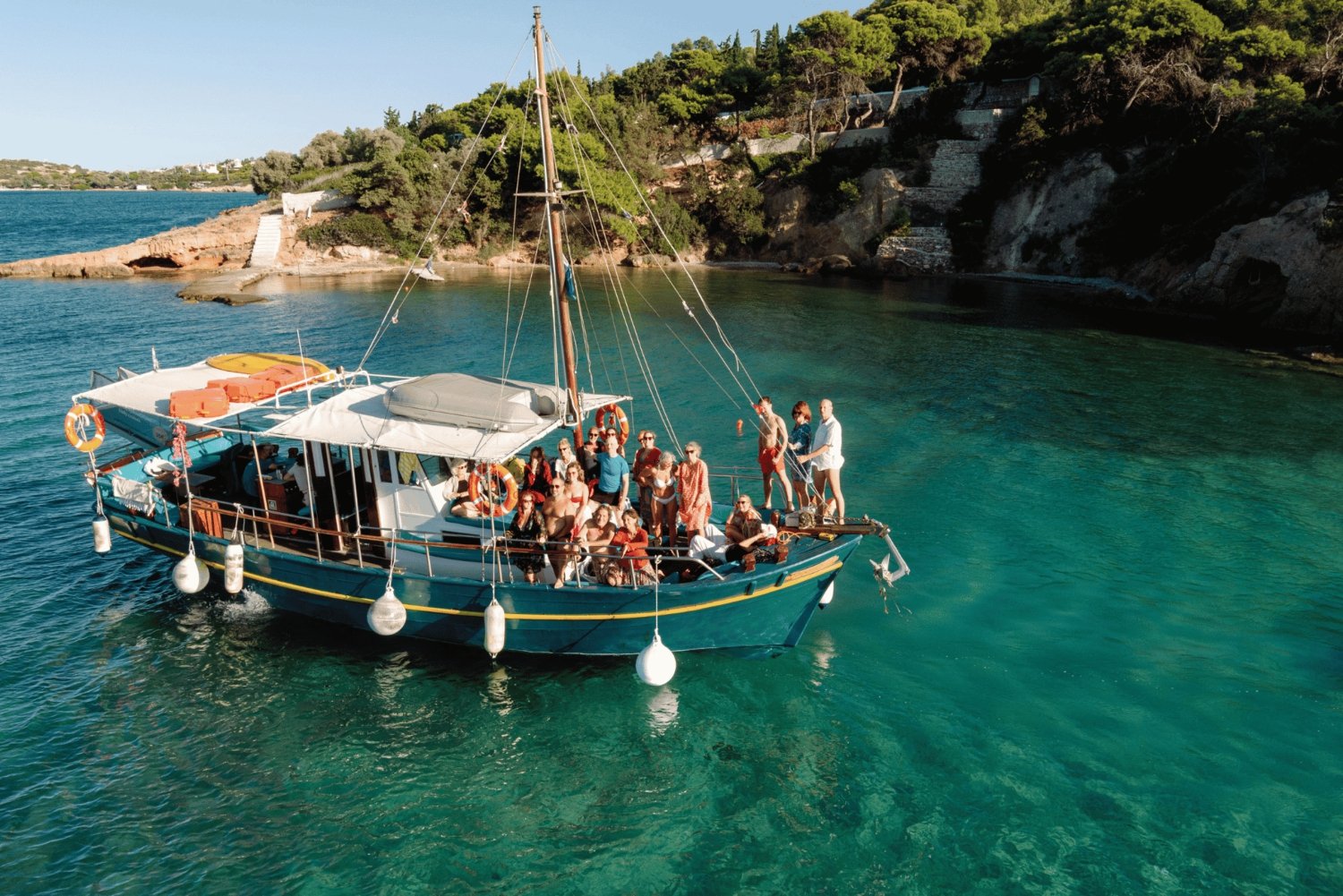 Athens: Private Cruise with 4 Destinations and Swimming