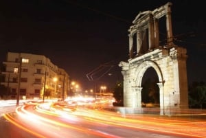 アテネ：パーソナル ドライバーによるプライベート パノラマ ナイト ツアー