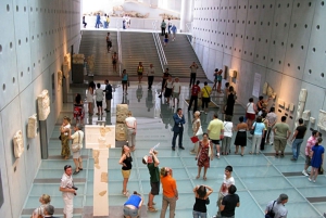 Passeio turístico privado em minibus por Atenas com almoço