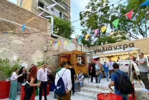 Atenas: Caça ao tesouro particular de arte de rua com paradas para comer