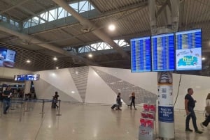 Athene: Privé transfer van/naar Athene stad Piraeus Haven