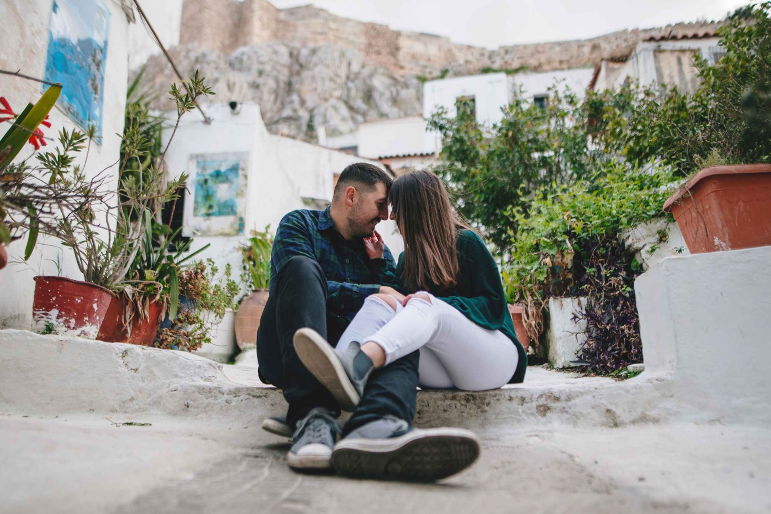 アテネ：アナフィオティカ村でのプロの写真撮影