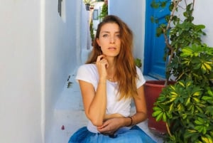 アテネ：アナフィオティカ村でのプロの写真撮影