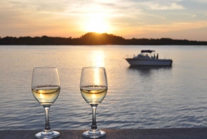 Athens: Riveria Cruise at Sunset with Unlimited Drinks