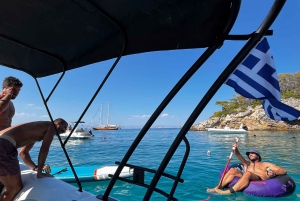 Athens Riviera: Guided cruise to Hydra, Flevas, Arsida, and Patroklos