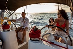 Athens Riviera: Private daily sailing cruise with lunch