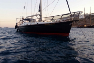 Athens Riviera: Private Luxury Sailing Cruise with Lunch
