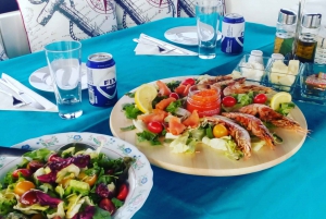 Athens Riviera: Private Luxury Sailing Cruise with Lunch