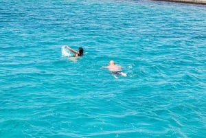 Athens Riviera: Private Luxury Sailing Cruise with Lunch