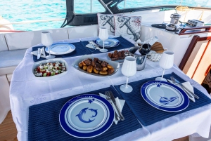 Athens Riviera: Private Luxury Sailing Cruise with Lunch